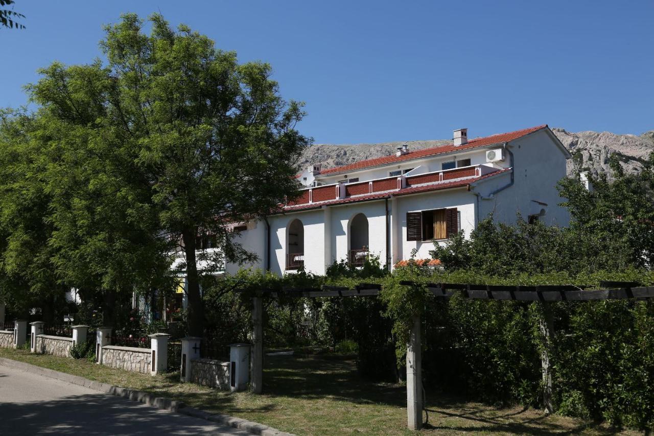 Apartments Fam Tomasic Baška Eksteriør billede
