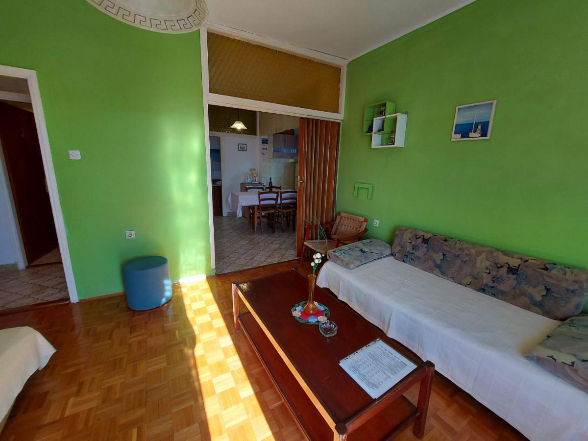 Apartments Fam Tomasic Baška Eksteriør billede